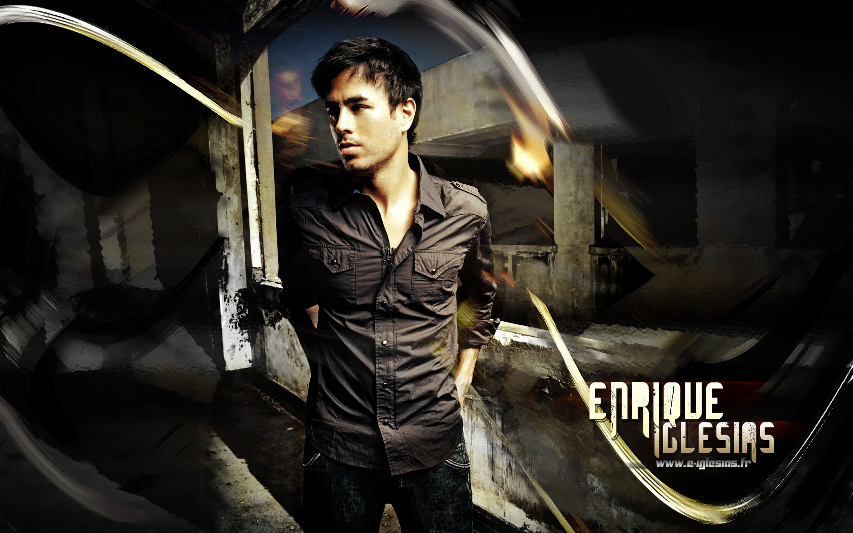 Enrique_Iglesias_Wallpaper_3_by_MastersBluez